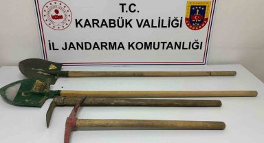 İzinsiz kazı yapan 3 kişi suçüstü yakalandı