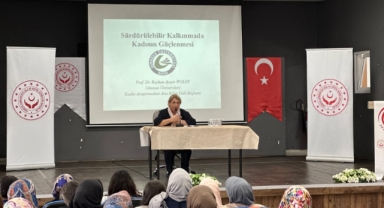 Kadının Güçlenmesi Konuşuldu: Bulancak’ta Yoğun Katılımlı Söyleşi