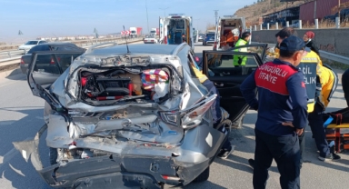 Kamyonla cipin çarpışması sonucu 5 kişi yaralandı