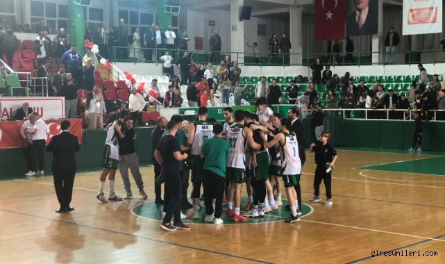 Kerasusspor Nefes Kesen Maçta İTÜ Tam Finans’ı Mağlup Etti