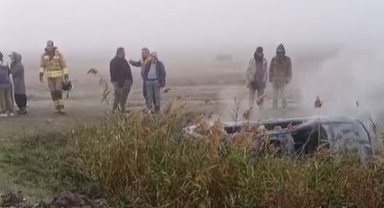 Kontrolden Çıkan Otomobil Tarlaya Uçtu, Alev Aldı