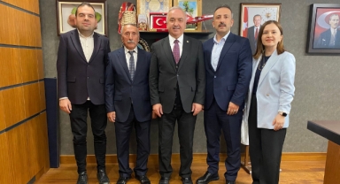 Milletvekili Ali Temür, Giresunlu hemşehrilerini TBMM’de ağırladı