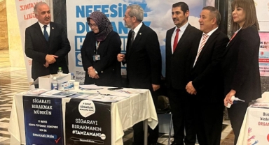 Milletvekili Temür’den TBMM’de Sigara Bırakma Merkezi Standına Ziyaret