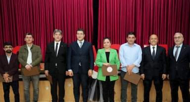 Piraziz’de 33 Öğretmene Başarı Belgesi!