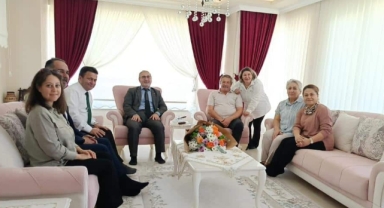 Piraziz'de Emekli Öğretmenlere Vefa Ziyareti