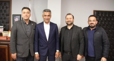 Yağlıdereli Doktorlardan Başkan İbaş'a Ziyaret