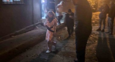 Soba parladı:küçük kız kedisi için gözyaşı döktü