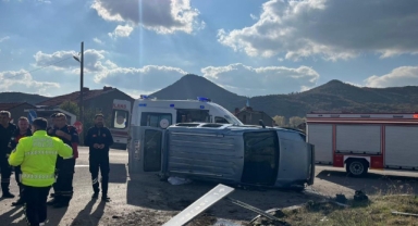 Takla Atan Araçta 7 Kişi Yaralandı