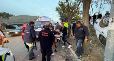 Takla atan otomobil hurdaya döndü