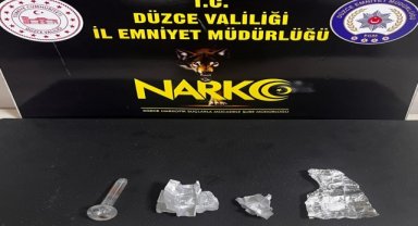 Uyuşturucu operasyonunda yakalanan 2 şüpheli tutuklandı