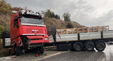 Yağışlı hava kazayı beraberinde getirdi