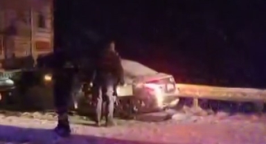 Yoğun kar yağışı kazaları beraberinde getirdi: 1 ölü, 5 yaralı