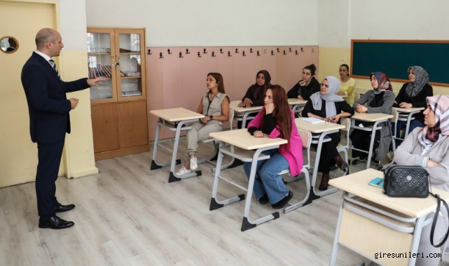 "Aile Okulu" Kurslarından 150 Bini Aşkın Veli Yararlandı