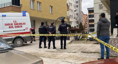 Apartmanın 8. katından düşen adam hayatını kaybetti