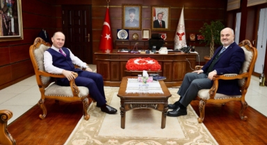 Başkan Yılmaz’dan Vali Serdengeçti’ye Ziyaret