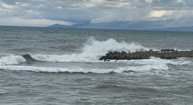Batı Karadeniz'de fırtına etkili oluyor
