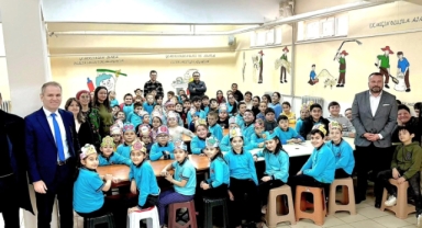 Dereli'de Öğrencilerden Anlamlı Türk Malları Haftası Etkinliği