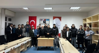 Espiye İlçe Müftüsü Özgül, MYO Öğrencileriyle Bir Araya Geldi