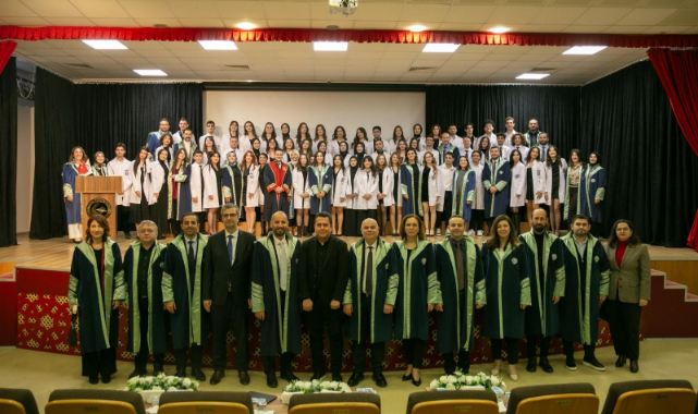 Geleceğin Diş Hekimleri Giresun Üniversitesi'nde Sahneye Çıktı!
