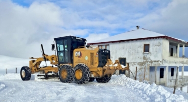 Giresun'da kar engeli: 39 köy yolu ulaşıma kapandı