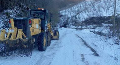 Giresun’da Karla Mücadele Çalışmaları Sürüyor