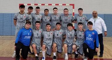 Giresun Spor Lisesi’nden Hentbolda Namağlup Grup Birinciliği