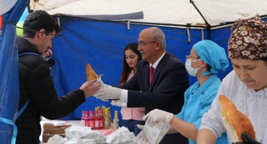 Giresun Üniversitesi'nde Hamsi Festivali Coşkusu!