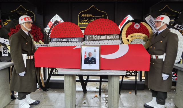 Giresunlu Uzman Çavuş Ayvaz son yolculuğuna uğurlandı