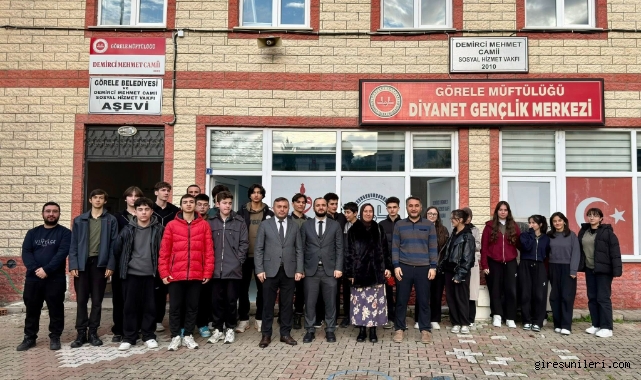 Görele’de Öğrenciler Manevi Eğitim Programında Bir Araya Geldi