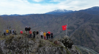 Güce'de şehitlere vefa yürüyüşü