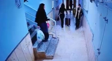 Güllü'nün kızı ve arkadaşının valizlerle kaçmaya çalıştığı anlar kamerada