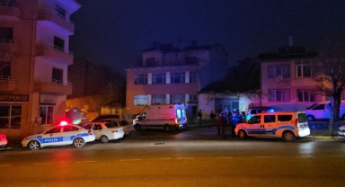 Haber alınamayan kişi evinde ölü bulundu