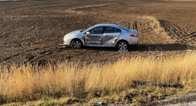 İki otomobilin çarpıştığı kazada 2 kişi yaralandı