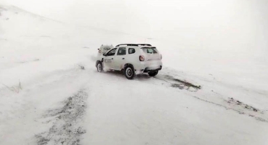 Kar ve tipi ulaşımı durma noktasına getirdi