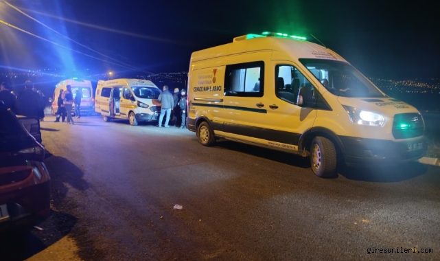 Kendisinden ayrılan kız arkadaşını evine girerken öldürdü