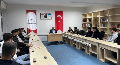 Kıbrıs Gazisi Halil İbrahim Keskin, Espiye’de Öğrencilerle Buluştu