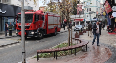 Komşu ilde iş yerinde yangın! Dumandan etkilenen kişi tedavi altına alındı