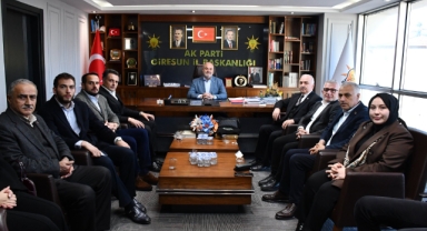 Merhum Cemal Öztürk, AK Parti Giresun İl Başkanlığı'nda Rahmet ve Dualarla Yad Edildi