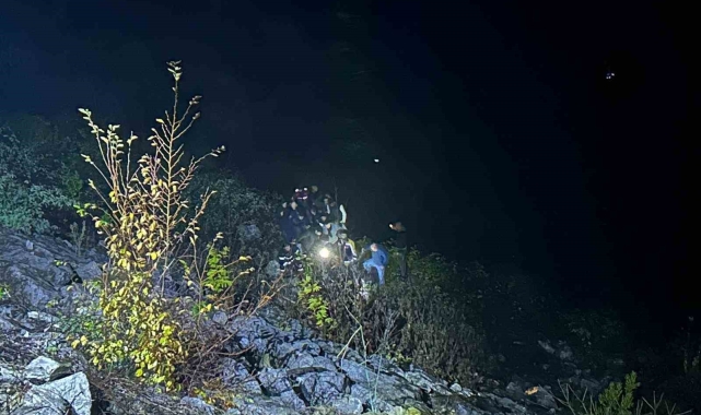 Otomobil şarampole yuvarlandı: 1 yaralı