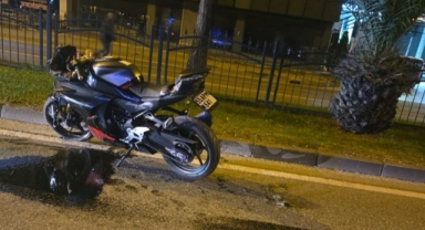 Otomobille çarpışan motosikletin sürücüsü öldü