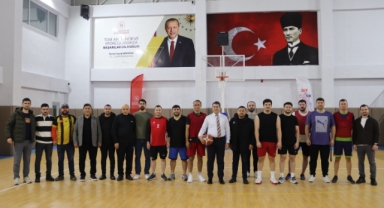 Piraziz'de Basketbol Turnuvası Heyecanı: Kaymakam Öz Açılış Maçına Katıldı