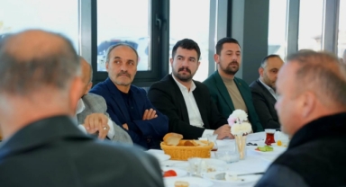 Piraziz'de Mahalle Sakinleriyle Yakın Temas: Başkan Ayyıldız Vatandaşı Dinledi