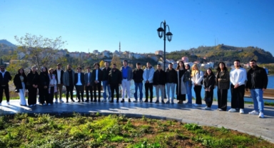 Piraziz Sahil Projesinde Başkan Ayyıldız’dan Gençlerle İstişare