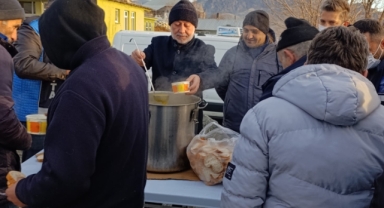 Şebinkarahisar Belediye Başkanı Şentürk, Hayvan Pazarında Esnaf ve Vatandaşlarla Buluştu