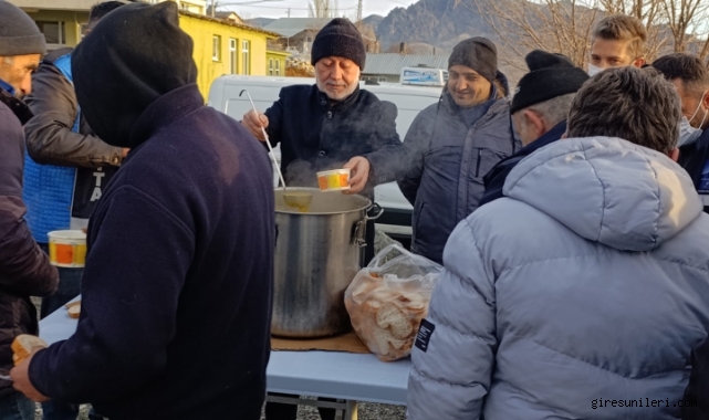 Şebinkarahisar Belediye Başkanı Şentürk, Hayvan Pazarında Esnaf ve Vatandaşlarla Buluştu