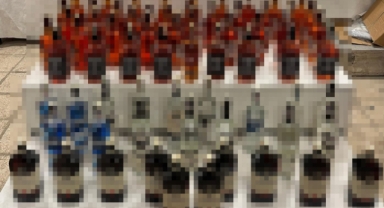 Şişelerce kaçak alkol ele geçirildi