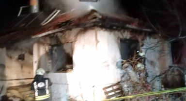 Yangın faciası! Oğlu öldü, anne yaralı