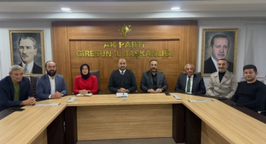 AK Parti Giresun Merkez İlçe Teşkilatı Haftalık Toplantısını Gerçekleştirdi