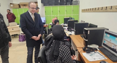 Alucra Kaymakamı Azman, Kamp Sürecindeki Öğrencilerle Buluştu