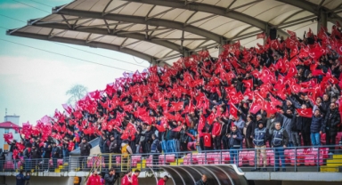 Bulancak’tan Provokatörlere Ay-Yıldızlı Cevap!